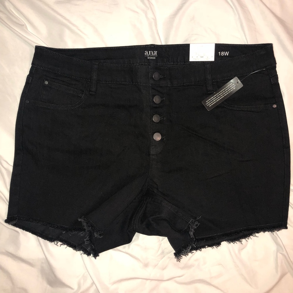 Black jean cut offs!